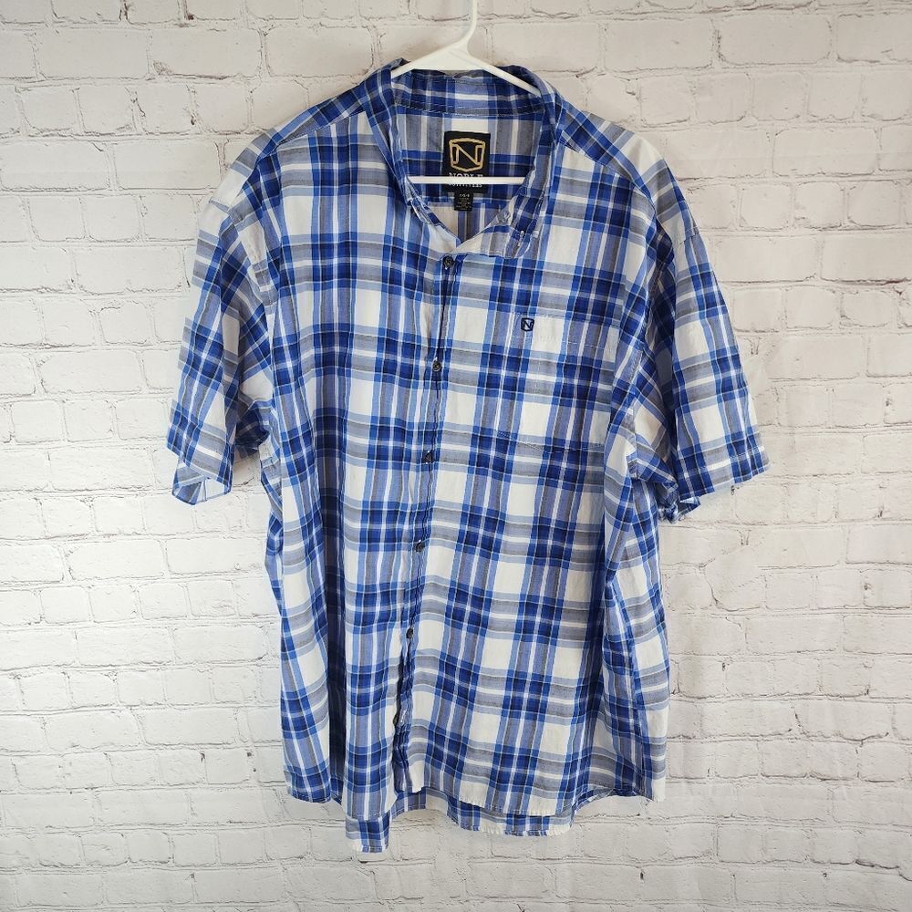 Men's Noble Outfitters button down shirt, size XXL